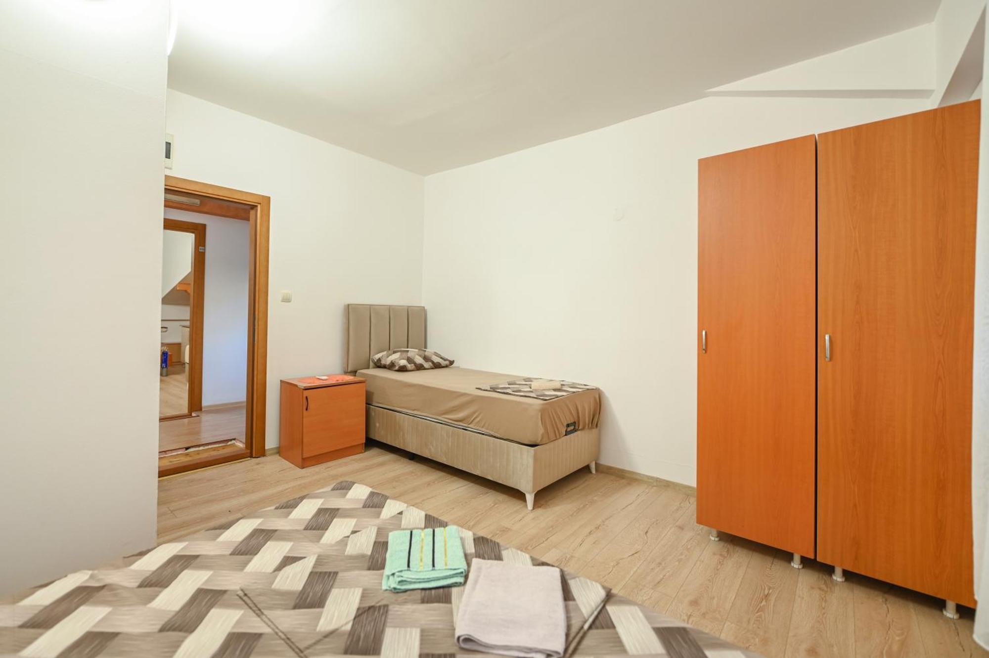 Zagoric Hostel Izvor מראה חיצוני תמונה