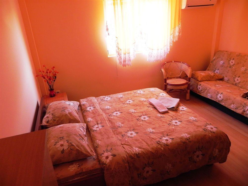 Zagoric Hostel Izvor מראה חיצוני תמונה