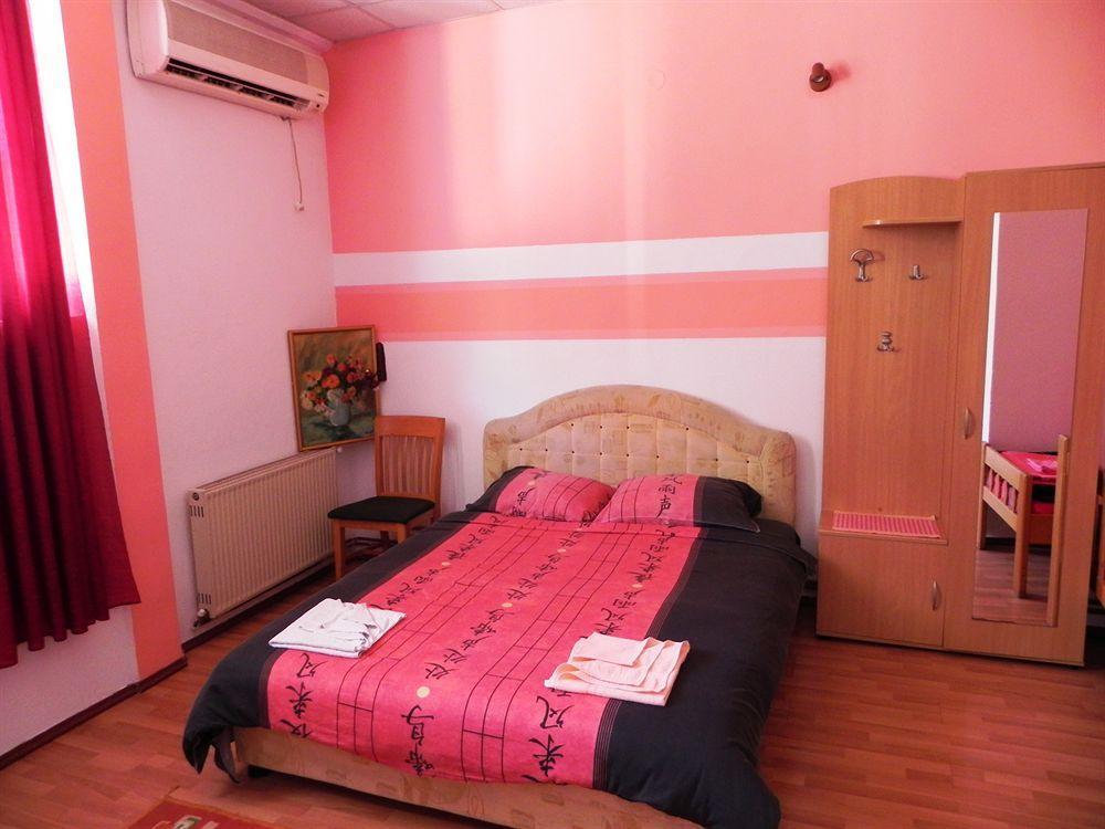 Zagoric Hostel Izvor מראה חיצוני תמונה