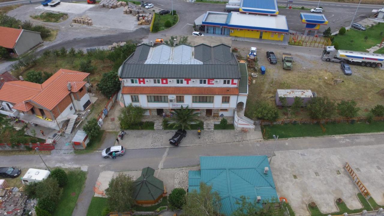 Zagoric Hostel Izvor מראה חיצוני תמונה